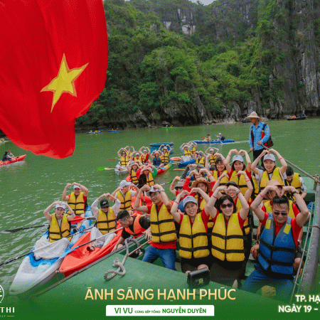 VI VU HẠ LONG XINH ĐẸP CÙNG “ÁNH SÁNG HẠNH PHÚC”