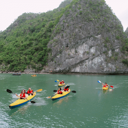 ĐẮM CHÌM TRONG VẺ ĐẸP CỦA VỊNH LAN HẠ TRÊN DU THUYỀN 5 SAO PARADISE GRAND